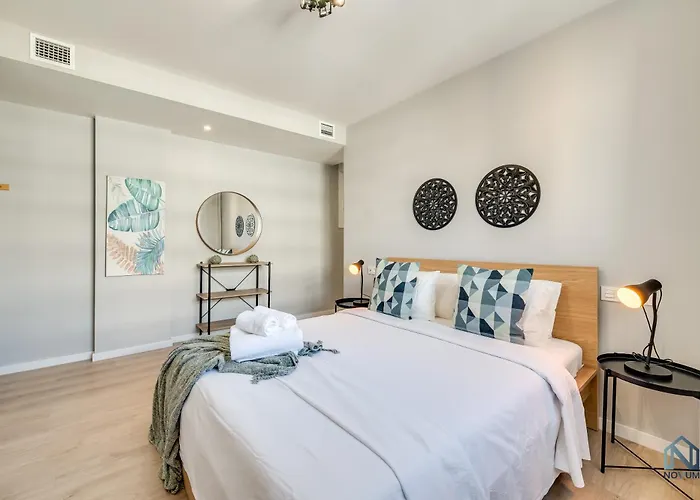 公寓 Newly Built 3 Bdrm Modern W Gym, Pool, & Views 马尔韦利亚