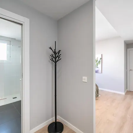 Apartment Newly Built 3 Bdrm Modern W Gym, Pool, & Views Marbella